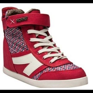 The people movement girls shoes.